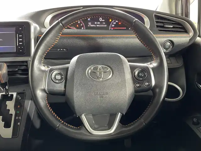 トヨタ シエンタ G クエロ 神奈川県 2018(平30)年 6.3万km ワイン 社外7型SDナビゲーション【CN-RE04WD】/CD DVD Bluetooth フルセグ/バックカメラ/両側パワースライドドア/トヨタセーフティーセンス/プリクラッシュセーフティ/レーンディパーチャーアラート/ETC/プッシュスタート/革巻きステアリング/ステアリングスイッチ/ハーフレザー/前後ドライブレコーダー/純正フロアマット/オートライト/オートマチックハイビーム/LEDヘッドライト/フォグランプ/電動格納ミラー/スマートキー