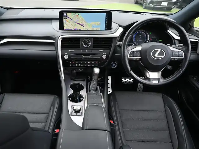 レクサス ＲＸ 450h Fスポーツ 千葉県 2019(令1)年 5.3万km ホワイトノーヴァガラスフレーク Lexus Safety System+/・プリクラッシュセーフティ/・レーントレーシングアシスト/・ブラインドスポットモニター/・レーダークルーズコントロール/ムーンルーフ/パワーバックドア/ブラックレザーシート/前席パワーシート/シートヒーター/純正SDナビ/地デジTV/【DVD/CD再生機能　Bluetooth接続】/パノラミックビューモニター/ヘッドアップディスプレイ/ドライブレコーダー/革巻きステアリング/ステアリングヒーター/ステアリングスイッチ/ETC（2.0）/3眼LEDヘッドライト/フォグライト/ウインカーミラー/クリアランスソナー/純正20インチアルミホイル/サイド/カーテンエアバッグ/スマートキー