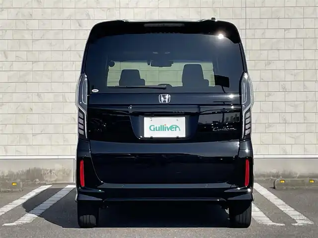 ホンダ Ｎ ＢＯＸ カスタム L ターボ スタイル+ブラック 宮崎県 2022(令4)年 6.8万km クリスタルブラックパール カロッツェリア8型ナビ/フルセグTV/両側パワースライドドア/バックカメラ/ドライブレコーダー/アダプティブクルーズコントロール/ホンダセンシング/・衝突被害軽減ブレーキ/・車線逸脱防止支援/・前後誤発進抑制/・オートハイビーム/ターボ/LEDヘッドランプ/革巻きステアリング/パドルシフト/ハーフレザーシート/前席シートヒーター/純正15インチアルミホイール/スマートキー/プッシュエンジンスタート/禁煙車