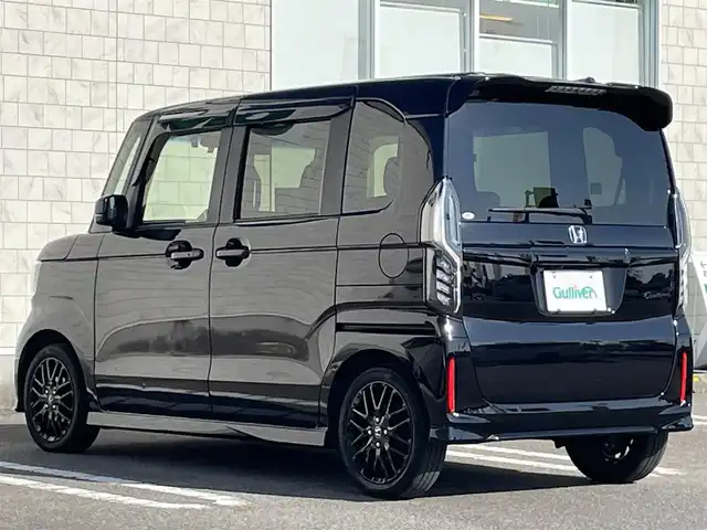 ホンダ Ｎ ＢＯＸ カスタム L ターボ スタイル+ブラック 宮崎県 2022(令4)年 6.8万km クリスタルブラックパール カロッツェリア8型ナビ/フルセグTV/両側パワースライドドア/バックカメラ/ドライブレコーダー/アダプティブクルーズコントロール/ホンダセンシング/・衝突被害軽減ブレーキ/・車線逸脱防止支援/・前後誤発進抑制/・オートハイビーム/ターボ/LEDヘッドランプ/革巻きステアリング/パドルシフト/ハーフレザーシート/前席シートヒーター/純正15インチアルミホイール/スマートキー/プッシュエンジンスタート/禁煙車