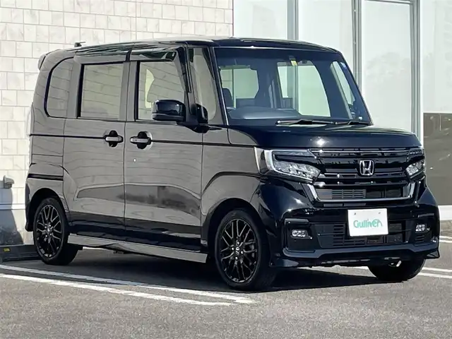 ホンダ Ｎ ＢＯＸ カスタム L ターボ スタイル+ブラック 宮崎県 2022(令4)年 6.8万km クリスタルブラックパール カロッツェリア8型ナビ/フルセグTV/両側パワースライドドア/バックカメラ/ドライブレコーダー/アダプティブクルーズコントロール/ホンダセンシング/・衝突被害軽減ブレーキ/・車線逸脱防止支援/・前後誤発進抑制/・オートハイビーム/ターボ/LEDヘッドランプ/革巻きステアリング/パドルシフト/ハーフレザーシート/前席シートヒーター/純正15インチアルミホイール/スマートキー/プッシュエンジンスタート/禁煙車