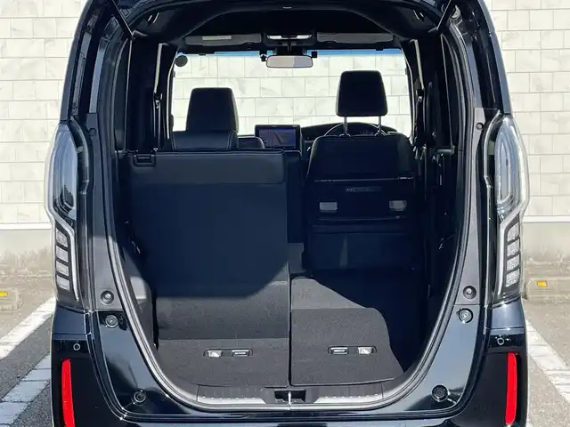 ホンダ Ｎ ＢＯＸ カスタム L ターボ スタイル+ブラック 宮崎県 2022(令4)年 6.8万km クリスタルブラックパール カロッツェリア8型ナビ/フルセグTV/両側パワースライドドア/バックカメラ/ドライブレコーダー/アダプティブクルーズコントロール/ホンダセンシング/・衝突被害軽減ブレーキ/・車線逸脱防止支援/・前後誤発進抑制/・オートハイビーム/ターボ/LEDヘッドランプ/革巻きステアリング/パドルシフト/ハーフレザーシート/前席シートヒーター/純正15インチアルミホイール/スマートキー/プッシュエンジンスタート/禁煙車