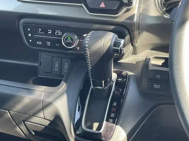 ホンダ Ｎ ＢＯＸ カスタム L ターボ スタイル+ブラック 宮崎県 2022(令4)年 6.8万km クリスタルブラックパール カロッツェリア8型ナビ/フルセグTV/両側パワースライドドア/バックカメラ/ドライブレコーダー/アダプティブクルーズコントロール/ホンダセンシング/・衝突被害軽減ブレーキ/・車線逸脱防止支援/・前後誤発進抑制/・オートハイビーム/ターボ/LEDヘッドランプ/革巻きステアリング/パドルシフト/ハーフレザーシート/前席シートヒーター/純正15インチアルミホイール/スマートキー/プッシュエンジンスタート/禁煙車