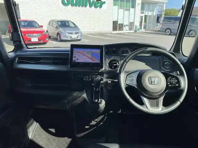 ホンダ Ｎ ＢＯＸ カスタム L ターボ スタイル+ブラック 宮崎県 2022(令4)年 6.8万km クリスタルブラックパール カロッツェリア8型ナビ/フルセグTV/両側パワースライドドア/バックカメラ/ドライブレコーダー/アダプティブクルーズコントロール/ホンダセンシング/・衝突被害軽減ブレーキ/・車線逸脱防止支援/・前後誤発進抑制/・オートハイビーム/ターボ/LEDヘッドランプ/革巻きステアリング/パドルシフト/ハーフレザーシート/前席シートヒーター/純正15インチアルミホイール/スマートキー/プッシュエンジンスタート/禁煙車