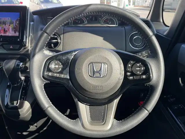 ホンダ Ｎ ＢＯＸ カスタム L ターボ スタイル+ブラック 宮崎県 2022(令4)年 6.8万km クリスタルブラックパール カロッツェリア8型ナビ/フルセグTV/両側パワースライドドア/バックカメラ/ドライブレコーダー/アダプティブクルーズコントロール/ホンダセンシング/・衝突被害軽減ブレーキ/・車線逸脱防止支援/・前後誤発進抑制/・オートハイビーム/ターボ/LEDヘッドランプ/革巻きステアリング/パドルシフト/ハーフレザーシート/前席シートヒーター/純正15インチアルミホイール/スマートキー/プッシュエンジンスタート/禁煙車