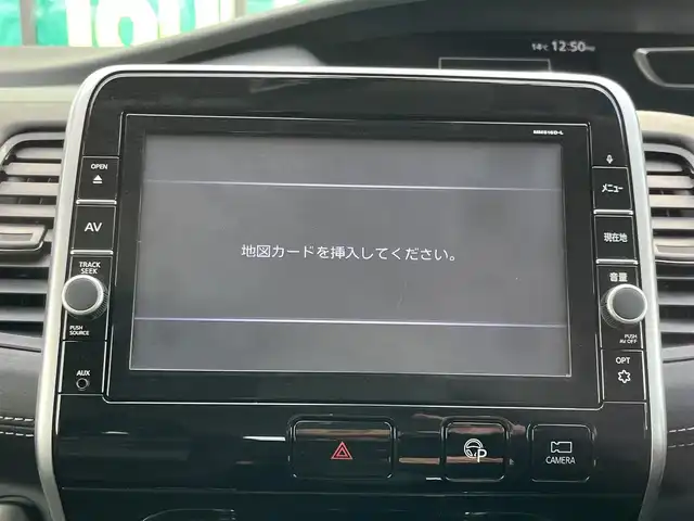 日産 セレナ ハイウェイスター G 奈良県 2016(平28)年 5.8万km ブリリアントホワイトパール 純正９インチナビ(MM516D-L)/（フルセグ／ＢＴ／ＣＤ／ＤＶＤ）/純正フリップダウンモニター/プロパイロット/アラウンドビューモニター/前後コーナーセンサー/衝突軽減システム/レーンキープアシスト/両側パワースライドドア/後席サンシェード/デジタルインナーミラー/LEDヘッドライト/前方ドライブレコーダー/ＥＴＣ/純正16インチＡＷ