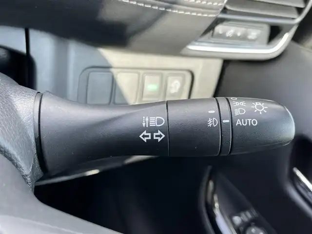 日産 セレナ ハイウェイスター G 奈良県 2016(平28)年 5.8万km ブリリアントホワイトパール 純正９インチナビ(MM516D-L)/（フルセグ／ＢＴ／ＣＤ／ＤＶＤ）/純正フリップダウンモニター/プロパイロット/アラウンドビューモニター/前後コーナーセンサー/衝突軽減システム/レーンキープアシスト/両側パワースライドドア/後席サンシェード/デジタルインナーミラー/LEDヘッドライト/前方ドライブレコーダー/ＥＴＣ/純正16インチＡＷ