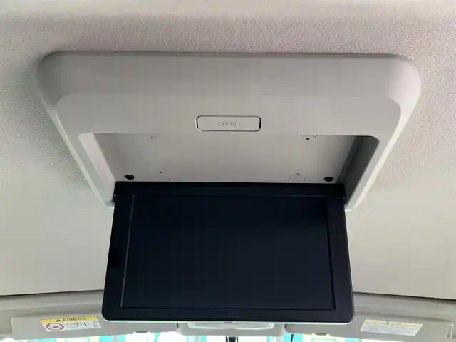 日産 セレナ ハイウェイスター G 奈良県 2016(平28)年 5.8万km ブリリアントホワイトパール 純正９インチナビ(MM516D-L)/（フルセグ／ＢＴ／ＣＤ／ＤＶＤ）/純正フリップダウンモニター/プロパイロット/アラウンドビューモニター/前後コーナーセンサー/衝突軽減システム/レーンキープアシスト/両側パワースライドドア/後席サンシェード/デジタルインナーミラー/LEDヘッドライト/前方ドライブレコーダー/ＥＴＣ/純正16インチＡＷ