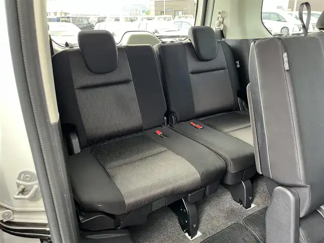 日産 セレナ ハイウェイスター G 奈良県 2016(平28)年 5.8万km ブリリアントホワイトパール 純正９インチナビ(MM516D-L)/（フルセグ／ＢＴ／ＣＤ／ＤＶＤ）/純正フリップダウンモニター/プロパイロット/アラウンドビューモニター/前後コーナーセンサー/衝突軽減システム/レーンキープアシスト/両側パワースライドドア/後席サンシェード/デジタルインナーミラー/LEDヘッドライト/前方ドライブレコーダー/ＥＴＣ/純正16インチＡＷ