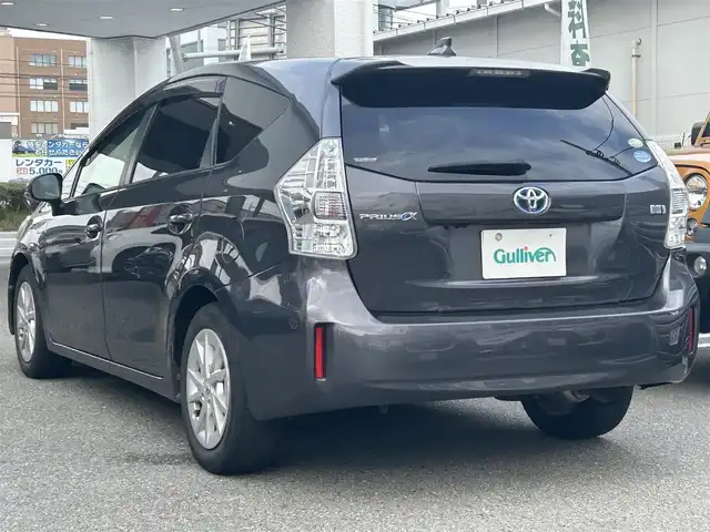 トヨタ プリウス α S 福岡県 2012(平24)年 8.7万km グレーメタリック 純正ディーラーナビ（TV/DVD/AM/FM)/バックカメラ/ビルトインETC/ドライブレコーダー/プッシュスタートボタン/ドアバイザー/走行モード（EV・ECO・PWR）/オートエアコン/オートライト/フォグランプ/ウィンカーミラー/純正フロアマット/スマートキー/横滑り防止装置/盗難防止装置/取扱説明書/保証書/スペアキー×１本