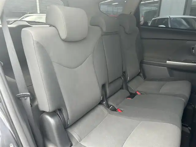 トヨタ プリウス α S 福岡県 2012(平24)年 8.7万km グレーメタリック 純正ディーラーナビ（TV/DVD/AM/FM)/バックカメラ/ビルトインETC/ドライブレコーダー/プッシュスタートボタン/ドアバイザー/走行モード（EV・ECO・PWR）/オートエアコン/オートライト/フォグランプ/ウィンカーミラー/純正フロアマット/スマートキー/横滑り防止装置/盗難防止装置/取扱説明書/保証書/スペアキー×１本