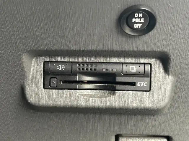 トヨタ プリウス α S 福岡県 2012(平24)年 8.7万km グレーメタリック 純正ディーラーナビ（TV/DVD/AM/FM)/バックカメラ/ビルトインETC/ドライブレコーダー/プッシュスタートボタン/ドアバイザー/走行モード（EV・ECO・PWR）/オートエアコン/オートライト/フォグランプ/ウィンカーミラー/純正フロアマット/スマートキー/横滑り防止装置/盗難防止装置/取扱説明書/保証書/スペアキー×１本