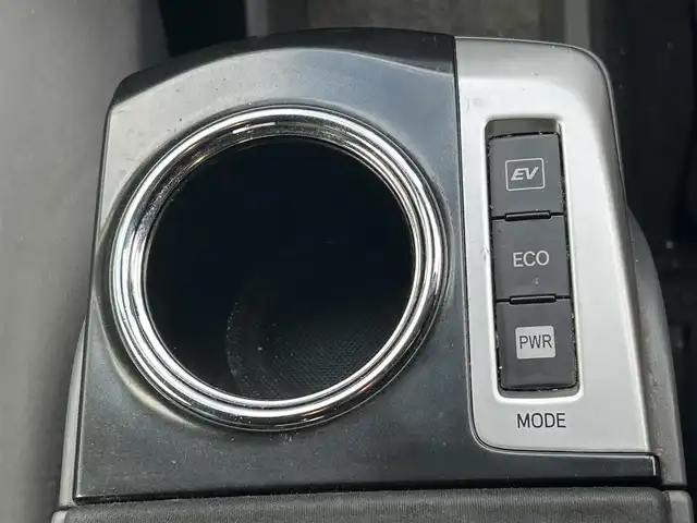 トヨタ プリウス α S 福岡県 2012(平24)年 8.7万km グレーメタリック 純正ディーラーナビ（TV/DVD/AM/FM)/バックカメラ/ビルトインETC/ドライブレコーダー/プッシュスタートボタン/ドアバイザー/走行モード（EV・ECO・PWR）/オートエアコン/オートライト/フォグランプ/ウィンカーミラー/純正フロアマット/スマートキー/横滑り防止装置/盗難防止装置/取扱説明書/保証書/スペアキー×１本