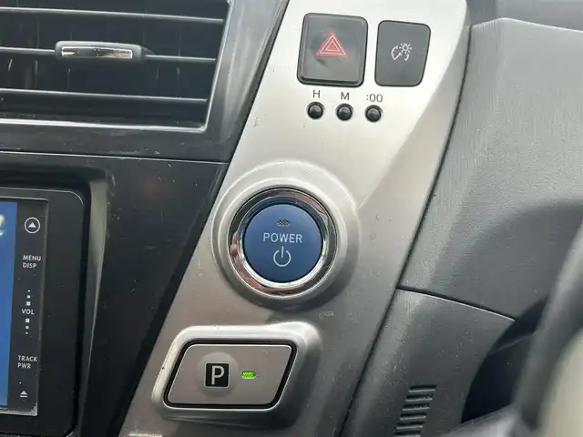 トヨタ プリウス α S 福岡県 2012(平24)年 8.7万km グレーメタリック 純正ディーラーナビ（TV/DVD/AM/FM)/バックカメラ/ビルトインETC/ドライブレコーダー/プッシュスタートボタン/ドアバイザー/走行モード（EV・ECO・PWR）/オートエアコン/オートライト/フォグランプ/ウィンカーミラー/純正フロアマット/スマートキー/横滑り防止装置/盗難防止装置/取扱説明書/保証書/スペアキー×１本