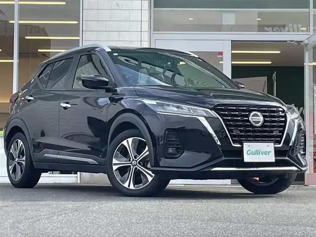 日産 キックス X 兵庫県 2020(令2)年 5.1万km ピュアブラック プロパイロット/デジタルインナーミラー/社外メモリナビ/アラウンドビューモニター/Bluetooth接続/USB入力端子/純正アルミホイール/ETC/ルーフレール/オートライト/オートマチックハイビーム/LEDヘッドライト/ヘッドライトレベライザ/ルーフレール/スイッチスタート/エマージェンシーブレーキ
