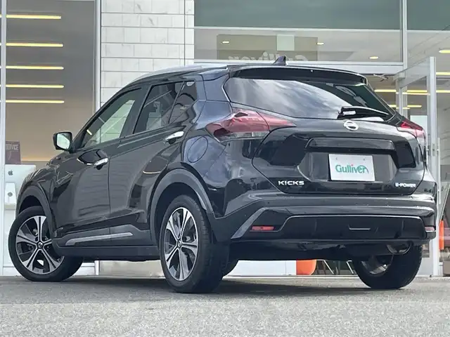 日産 キックス X 兵庫県 2020(令2)年 5.1万km ピュアブラック プロパイロット/デジタルインナーミラー/社外メモリナビ/アラウンドビューモニター/Bluetooth接続/USB入力端子/純正アルミホイール/ETC/ルーフレール/オートライト/オートマチックハイビーム/LEDヘッドライト/ヘッドライトレベライザ/ルーフレール/スイッチスタート/エマージェンシーブレーキ