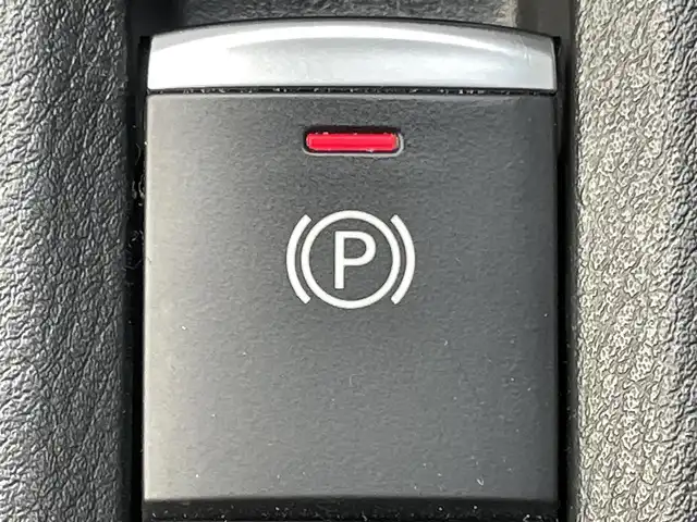 日産 キックス X 兵庫県 2020(令2)年 5.1万km ピュアブラック プロパイロット/デジタルインナーミラー/社外メモリナビ/アラウンドビューモニター/Bluetooth接続/USB入力端子/純正アルミホイール/ETC/ルーフレール/オートライト/オートマチックハイビーム/LEDヘッドライト/ヘッドライトレベライザ/ルーフレール/スイッチスタート/エマージェンシーブレーキ