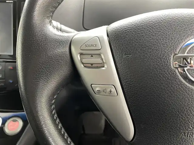 日産 セレナ HWS S HV Vセレ +SeftyⅡ 福島県 2015(平27)年 14.4万km インペリアルアンバーP エマージェンシーブレーキ/・レーンキープアシスト/純正フリップダウンモニター/純正ナビ/・フルセグ/TV/SD/CD/DVD/BT/USB/iPod/全方位カメラ/両側パワースライドドア/クルーズコントロール/LEDライト/3列シート/・ロールサンシェード/アイドリングストップ/前後ドラレコ/プッシュスタート/・スマートキー