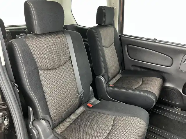 日産 セレナ HWS S HV Vセレ +SeftyⅡ 福島県 2015(平27)年 14.4万km インペリアルアンバーP エマージェンシーブレーキ/・レーンキープアシスト/純正フリップダウンモニター/純正ナビ/・フルセグ/TV/SD/CD/DVD/BT/USB/iPod/全方位カメラ/両側パワースライドドア/クルーズコントロール/LEDライト/3列シート/・ロールサンシェード/アイドリングストップ/前後ドラレコ/プッシュスタート/・スマートキー