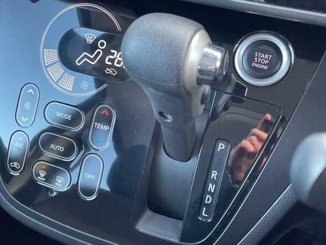 日産 デイズ ルークス X Vセレクション 道央・札幌 2018(平30)年 6.9万km プレミアムパープルP ・４WD/・ワンオーナー/・衝突軽減ブレーキ/・両側パワースライドドア/・全方位カメラ/・純正ナビ/　CD＆BT＆USB＆TV/・バックカメラ/・サイドカメラ/・フロントカメラ/・アイドリングストップ/・純正エンジンスターター/・オートエアコン/・ETC/・プッシュスタート/・スマートキー/・電動格納ミラー/・純正フロアマット/・スペアキー