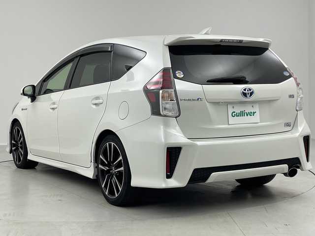 トヨタ プリウス α S ツーリングセレクション G’s 茨城県 2016(平28)年 8.4万km ホワイトパールクリスタルシャイン ９型ナビ　フルセグＴＶ　バックモニター　衝突軽減ブレーキ　ＬＥＤライト　スマートキー　ドライブレコーダー　ビルトインＥＴＣ　純正アルミホイール　横滑り防止装置　ハーフレザーシート　プッシュスタート