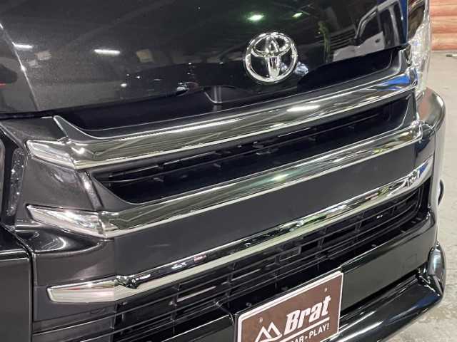 トヨタ ハイエース GL ロング 福島県 2016(平28)年 2万km ブラックマイカ AIS検査済み/【2502038982】/4WD(フル）/MTモード付/社外フロントエアロ（モデリスタ）/社外リアアンダースポイラー（モデリスタ）/フロントフォグランプ/LEDヘッドライト/オートライト/片側パワスラ/スマートキー/AC100V電源/後席モニター/USB入力端子/Bluetooth接続/フルセグ/ETC(通常）/AAC/盗難防止装置/バックカメラ/横滑り防止/社外AW　415コブラ  バッドラッカーI/グッドイヤー　イーグル#1　ナスカー/社外パーツ　1.5インチローダウンキット/社外パーツ　シートカバー　サンディ　オールカヌレ/社外パーツ　BratオリジナルUSBソケット/社外パーツ　ナチュラルウッド調　インテリアセット/・インテリアパネル/・ステアリング/・シフトノブ/社外パーツ取付済み