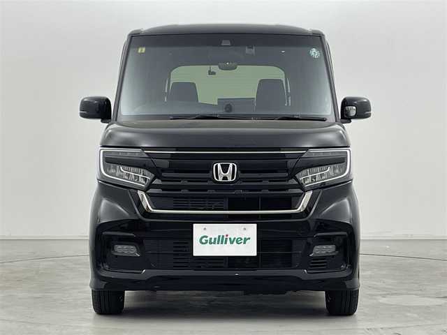 ホンダ Ｎ ＢＯＸ カスタム L スタイル+ブラック 群馬県 2023(令5)年 1万km クリスタルブラックパール 純正SDナビ/(フルセグTV/DVD/CD/FM/AM/Bluetooth/MusicRack/SD/USB)/純正ドライブレコーダー/バックカメラ/ビルトインETC/ホンダセンシング/(CMBS/ACC/ACC先行車検知音/LKAS/標識認識機能/先行車発進お知らせ機能/路外逸脱抑制機能)/前席シートヒーター/ステアリングスイッチ/両側パワースライドドア/プッシュスタート/スマートキー/ワンオーナー