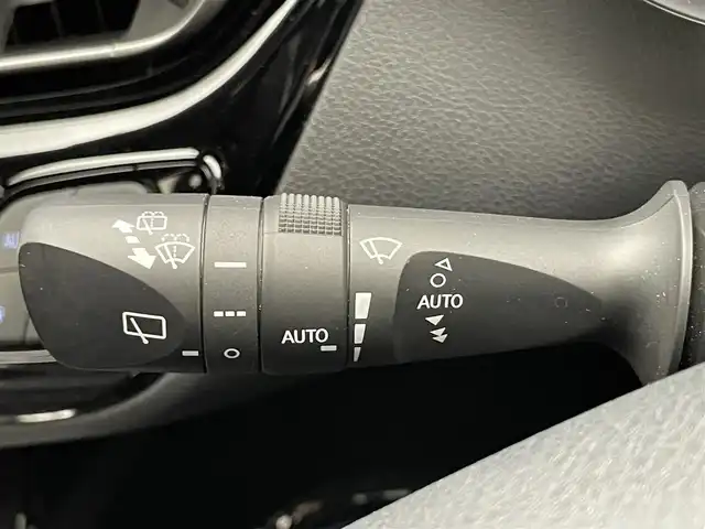 トヨタ Ｃ－ＨＲ G 愛知県 2021(令3)年 5.2万km ブラックマイカ 純正ディスプレイナビ　フルセグＴＶ　ＢＴ　全方位カメラ　モデリスタエアロ　ハーフレザー　シートヒーター　ドラレコ　セーフティセンス　衝突軽減　追従クルコン　ＢＳＭ　ＬＥＤオートライト　フォグ　禁煙車