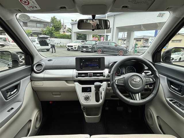 ダイハツ キャスト スタイル X 熊本県 2017(平29)年 4.5万km ブラックマイカメタリック 社外ディスプレイオーディオ（FH-6500DVD）/【Bluetooth/CD/DVD/ラジオ】/オートライト/アイドリングストップ/横滑り防止機能/社外フロアマット/保証書/取扱説明書