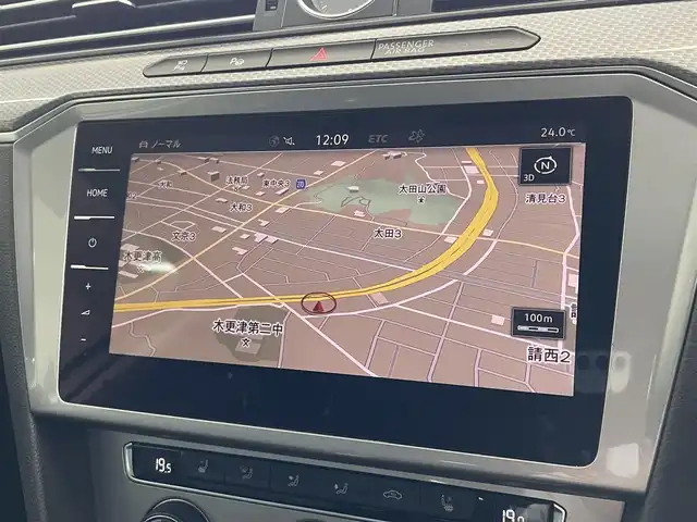 フォルクスワーゲン パサート オールトラック TDI 4モーション アドバンス 千葉県 2020(令2)年 4.2万km オリックスホワイトパールエフェクト ワンオーナー/パノラマスライディングルーフ【OP】/プリクラッシュブレーキシステム/レーンキープアシストシステム/アラウンドビューカメラ/駐車支援システム/アダプティブクルーズコントロール/純正9インチメーカーナビ/・フルセグTV/BT/DVD/AppleCarPlay/AndroidAuto/革シート/シートヒーター/8WAYパワーシート(運転席+助手席)/イージーオープン機能付パワーバックドア/LEDヘッドランプ/純正18インチアルミホイール/スマートエントリー/スタートシステム/取扱説明書/保証書