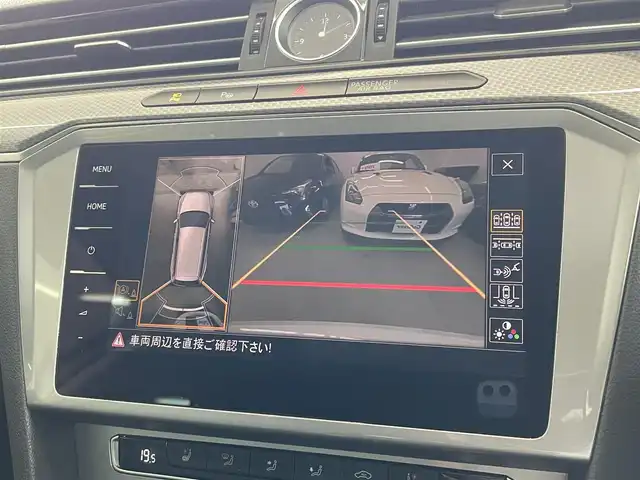 フォルクスワーゲン パサート オールトラック TDI 4モーション アドバンス 千葉県 2020(令2)年 4.2万km オリックスホワイトパールエフェクト ワンオーナー/パノラマスライディングルーフ【OP】/プリクラッシュブレーキシステム/レーンキープアシストシステム/アラウンドビューカメラ/駐車支援システム/アダプティブクルーズコントロール/純正9インチメーカーナビ/・フルセグTV/BT/DVD/AppleCarPlay/AndroidAuto/革シート/シートヒーター/8WAYパワーシート(運転席+助手席)/イージーオープン機能付パワーバックドア/LEDヘッドランプ/純正18インチアルミホイール/スマートエントリー/スタートシステム/取扱説明書/保証書