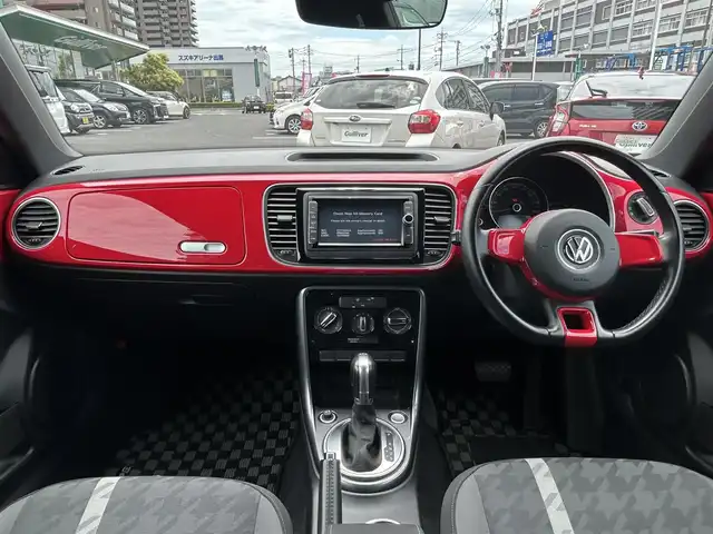 フォルクスワーゲン ザ・ビートル デザイン 島根県 2016(平28)年 3.1万km トルネードレッド 純正SDナビ/Bluetooth/フルセグテレビ/DVD再生/クルーズコントロール/ブラインドスポットディテクション/HIDオートライト/自動防眩ミラー/ミラーヒーター/純正１６インチアルミホイール/純正フロアマット/横滑り防止装置/プッシュスタート