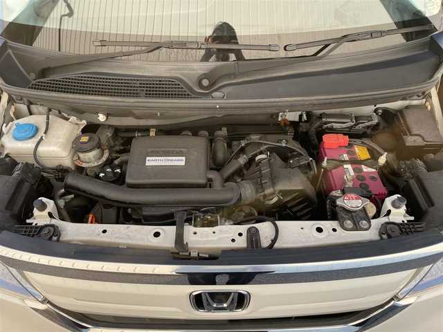 ホンダ Ｎ ＢＯＸ G･L ホンダセンシング カッパーブラウンスタイル 滋賀県 2019(令1)年 3.9万km プラチナホワイトパール ワンオーナー/純正ナビ/・Bluetooth/フルセグ/・CD/DVD/バックカメラ/ステアリングリモコン/ETC/前後ドライブレコーダー/アダプティブクルーズコントロール/両側パワースライドドア/シートリフター/電動格納ミラー/LEDヘッドライト/ホンダセンシング/・衝突軽減ブレーキ警報距離/・ACC先行車検知音/・先行車発進お知らせ/・路外逸脱抑制システム/・レーンキープアシストシステム/・標識認識機能/スマートキー