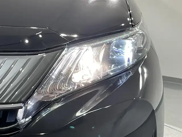 トヨタ ハリアー エレガンス 愛知県 2018(平30)年 4.7万km ブラック 純正９インチナビ　/（Bluetooth/フルセグTV/CD・DVD再生/SD/AM/FM)/モデリスタフロントエアロ　/レーダークルーズコントロール　/プリクラッシュセーフティ　/クリアランスソナー　/ビルトインETC/バックモニター　/ドライブレコーダー　/パワーシート　/レーンディパーチャーアラート/オートマチックハイビーム/アイドリングストップ/横滑り防止/純正エンジンスターター/社外17インチアルミホイール＋夏タイヤ有