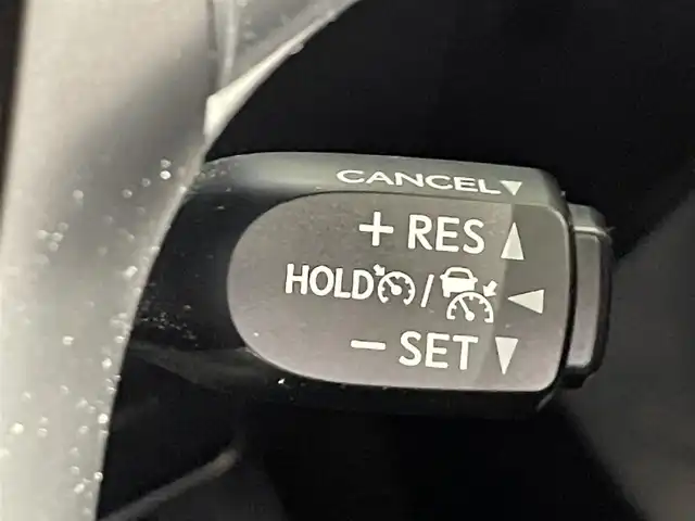 トヨタ ハリアー エレガンス 愛知県 2018(平30)年 4.7万km ブラック 純正９インチナビ　/（Bluetooth/フルセグTV/CD・DVD再生/SD/AM/FM)/モデリスタフロントエアロ　/レーダークルーズコントロール　/プリクラッシュセーフティ　/クリアランスソナー　/ビルトインETC/バックモニター　/ドライブレコーダー　/パワーシート　/レーンディパーチャーアラート/オートマチックハイビーム/アイドリングストップ/横滑り防止/純正エンジンスターター/社外17インチアルミホイール＋夏タイヤ有