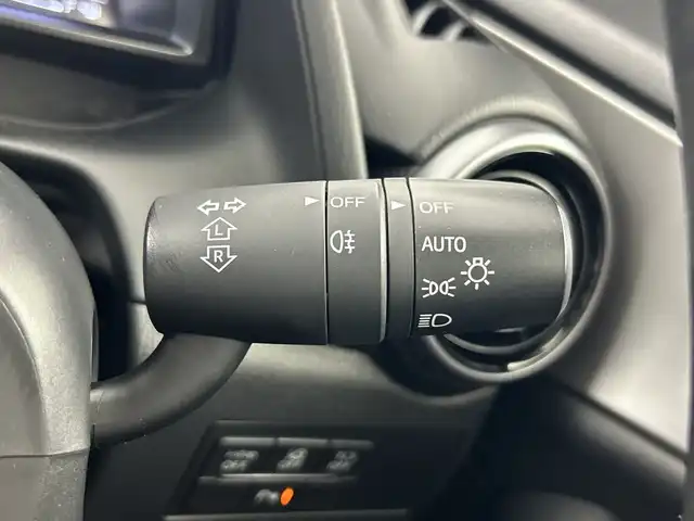 マツダ ＣＸ－３ XD 愛知県 2018(平30)年 4.4万km チタニウムフラッシュマイカ 純正マツダコネクトナビゲーション/CD DVD フルセグTV Bluetooth/バックカメラ/ETC/スマートシティブレーキアシスト/レーンキープアシスト/ブラインドスポットモニター/コーナーセンサー/LEDヘッドライト/オートライト/ドライブレコーダー/アイドリングストップ/横滑り防止装置/純正16インチアルミホイール/ウィンカーミラー/電動格納ミラー/スマートキー/エンジンプッシュスタート/フロアマット/ドアバイザー