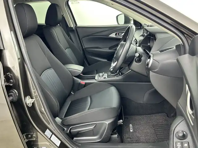マツダ ＣＸ－３ XD 愛知県 2018(平30)年 4.4万km チタニウムフラッシュマイカ 純正マツダコネクトナビゲーション/CD DVD フルセグTV Bluetooth/バックカメラ/ETC/スマートシティブレーキアシスト/レーンキープアシスト/ブラインドスポットモニター/コーナーセンサー/LEDヘッドライト/オートライト/ドライブレコーダー/アイドリングストップ/横滑り防止装置/純正16インチアルミホイール/ウィンカーミラー/電動格納ミラー/スマートキー/エンジンプッシュスタート/フロアマット/ドアバイザー