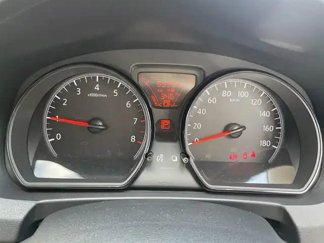 日産 ノート X Vセレクション 福島県 2020(令2)年 5.6万km ブリリアントホワイトパール 社外ナビ(ipod/CD/DVD/フルセグ/Bluetooth)/ＥＴＣ/前方ドライブレコーダー/コーナーセンサー/オートライト/ＬＥＤ/横滑り防止装置/衝突軽減システム/純正フロアマット/プッシュスタート/スマートキー×2