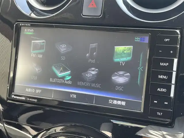 日産 ノート X Vセレクション 福島県 2020(令2)年 5.6万km ブリリアントホワイトパール 社外ナビ(ipod/CD/DVD/フルセグ/Bluetooth)/ＥＴＣ/前方ドライブレコーダー/コーナーセンサー/オートライト/ＬＥＤ/横滑り防止装置/衝突軽減システム/純正フロアマット/プッシュスタート/スマートキー×2