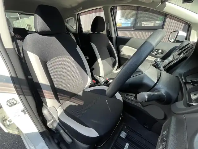 日産 ノート X Vセレクション 福島県 2020(令2)年 5.6万km ブリリアントホワイトパール 社外ナビ(ipod/CD/DVD/フルセグ/Bluetooth)/ＥＴＣ/前方ドライブレコーダー/コーナーセンサー/オートライト/ＬＥＤ/横滑り防止装置/衝突軽減システム/純正フロアマット/プッシュスタート/スマートキー×2