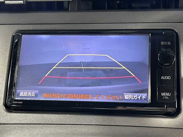 トヨタ プリウス G 沖縄県 2015(平27)年 3万km ホワイトパールクリスタルシャイン 禁煙車　/ワンオーナー/純正ディーラーＯＰナビ/【ＣＤ／ＤＶＤ／フルセグＴＶ／ＢＴ】　/バックカメラ　/前方ドライブレコーダー　/クルーズコントロール　/ハーフレザーシート　/Ｄ席パワーシート　/オートライト　/横滑り防止装置/カーテンエアバック/フォグランプ　/スマートキー/スペアキー