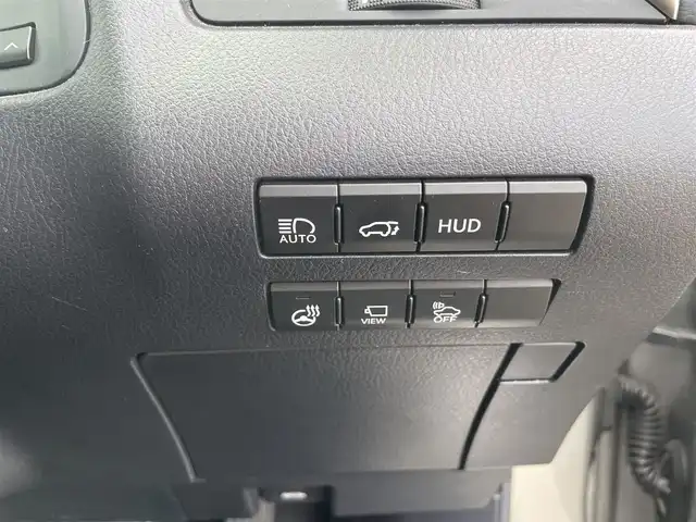 レクサス ＲＸ 450hL 富山県 2017(平29)年 5.1万km ソニックチタニウム 〇純正ナビ/〇フルセグTV/〇バックカメラ/〇ビルトインETC2.0/〇ドライブレコーダー/〇レーダークルーズコントロール/〇LEDヘッドランプ/〇LEDフォグランプ/〇純正20インチアルミ/〇革巻きステアリング/〇ステアリングヒーター/〇デュアルエアコン/〇革シート/〇シートヒーター/〇パワーシート/〇ムーンルーフ/〇ルーフレール/〇パノラミックビューモニター/〇セーフティシステムプラス/〇禁煙車