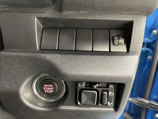 スズキ ジムニー XL 兵庫県 2020(令2)年 4.1万km ブリスクブルーM 4WD＆ターボエンジン/社外メモリーナビ＆フルセグTV/（CD＆DVD＆SD＆BT）/バックカメラ/オープンカントリーホワイト/社外ブローオフバブル/社外LEDヘッドライト/社外エアクリーナー/フォグランプ/RAYZ16インチAW/ヘッドライトレベライザー/ETC/シートライト/スマートキー/プッシュスタート/リフトアップ/社外マフラー/スペアタイヤ用RAYZAW１本積込