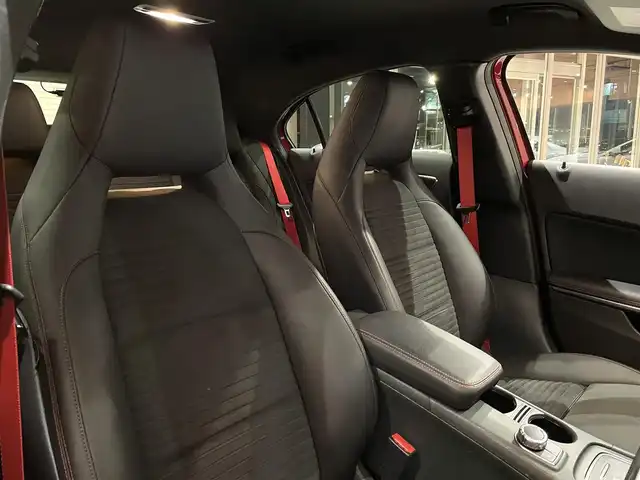 メルセデス・ベンツ Ａ２５０ シュポルト 4MATIC 道央・札幌 2017(平29)年 1.7万km ジュピターレッド レーダーセーフティパッケージ/ACC/PRE-SAFE/レーンキープアシスト/ブラインドスポットアシスト/ハーフレザーシート/シートヒーター/純正HDDナビ/フルセグTV/バックカメラ/PDC