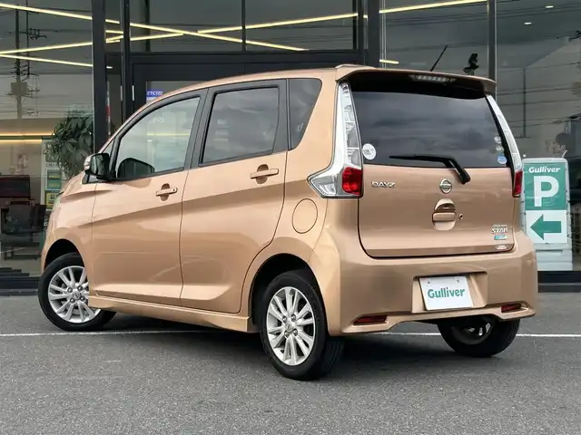 日産 デイズ HWS X Vセレ +SeftyⅡ 茨城県 2015(平27)年 7.1万km ピンクゴールドM