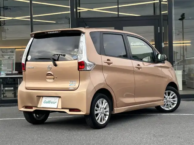 日産 デイズ HWS X Vセレ +SeftyⅡ 茨城県 2015(平27)年 7.1万km ピンクゴールドM