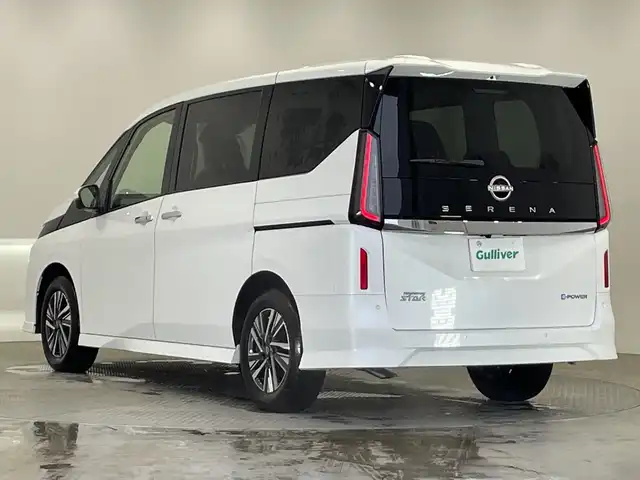 日産 セレナ e－パワー ハイウェイスター V 栃木県 2025(令7)年 0.1千km プリズムホワイト 純正Nissanコネクトナビ/(フルセグTV/Bluetooth//             AppleCarPlay/AndroidAuto/USB)/後席モニター/全方位カメラ/バックカメラ/プロパイロット/プロパイロット緊急停止支援システム/レーンキープアシスト/オートクルーズコントロール/前後コーナーセンサー/アダプティブLEDヘッドライト/前後ドライブレコーダー/両側パワースライドドア/ワイヤレス充電/ETC2.0/電動パーキングブレーキ/オートホールド/デジタルインナーミラー