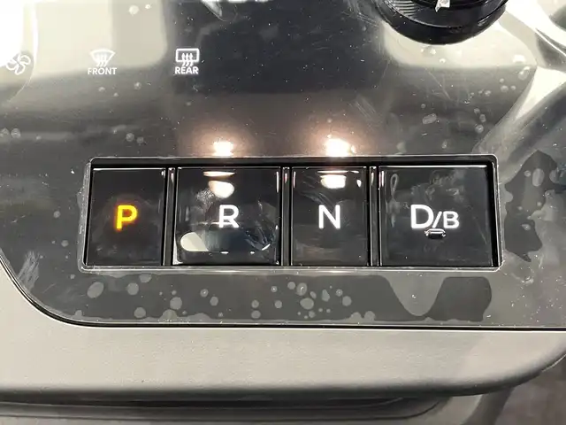 日産 セレナ e－パワー ハイウェイスター V 栃木県 2025(令7)年 0.1千km プリズムホワイト 純正Nissanコネクトナビ/(フルセグTV/Bluetooth//             AppleCarPlay/AndroidAuto/USB)/後席モニター/全方位カメラ/バックカメラ/プロパイロット/プロパイロット緊急停止支援システム/レーンキープアシスト/オートクルーズコントロール/前後コーナーセンサー/アダプティブLEDヘッドライト/前後ドライブレコーダー/両側パワースライドドア/ワイヤレス充電/ETC2.0/電動パーキングブレーキ/オートホールド/デジタルインナーミラー