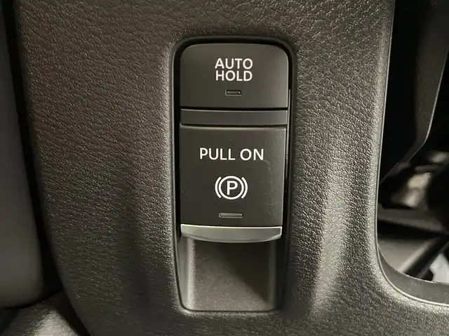 日産 セレナ e－パワー ハイウェイスター V 栃木県 2025(令7)年 0.1千km プリズムホワイト 純正Nissanコネクトナビ/(フルセグTV/Bluetooth//             AppleCarPlay/AndroidAuto/USB)/後席モニター/全方位カメラ/バックカメラ/プロパイロット/プロパイロット緊急停止支援システム/レーンキープアシスト/オートクルーズコントロール/前後コーナーセンサー/アダプティブLEDヘッドライト/前後ドライブレコーダー/両側パワースライドドア/ワイヤレス充電/ETC2.0/電動パーキングブレーキ/オートホールド/デジタルインナーミラー