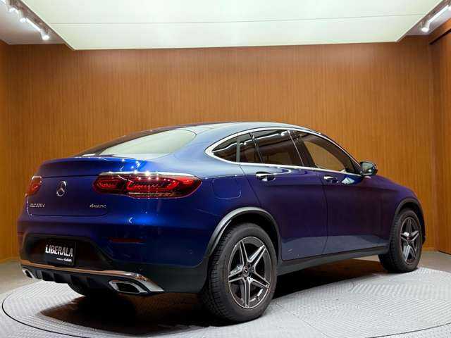 メルセデス・ベンツ ＧＬＣ２２０ d 4マチック クーペ AMGライン 千葉県 2019(令1)年 4.3万km ブリリアントブルーM レザーエクスクルーシブＰＫＧ　/ＡＣＣ　/パノラマＳＲ　/茶革　/Ｂｕｒｍｅｓｔｅｒサウンド　/ＨＵＤ　/ナビ　/ＴＶ　/３６０°　/シートＨ　/ベンチレーション　/電動リアゲート　/ＬＥＤヘッドライト　/ＲＳＰ　/ＥＴＣ